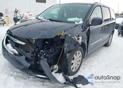 2014 Chrysler Town & Country Touring z USA, uszkodzony, nr VIN 2C4RC1BG5ER330048